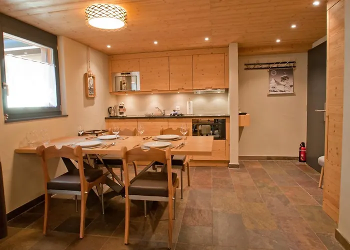 Twin Peak At Nevada Prime Apartment *