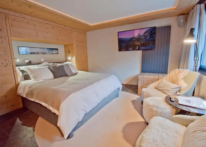 Twin Peak At Nevada Prime *